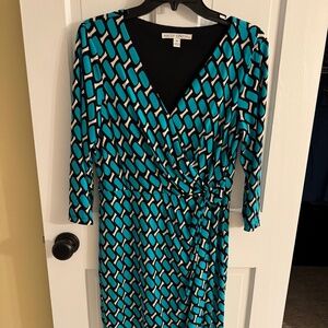 Maggy London Women’s V-Neck Dress